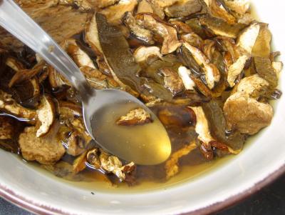 Velouté de cèpes à la landaise et son béret - 1.2