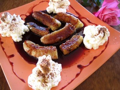 Bananes au vin rouge et chantilly - 10.2