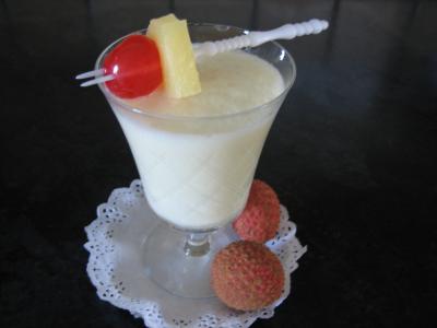 cocktail au rhum blanc et à la noix de coco