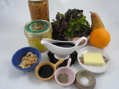 Ingrédients pour la recette : Foie gras aux lentilles et au vinaigre balsamique
