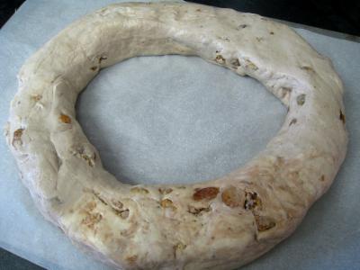 Couronne aux châtaignes, noix et raisins secs - 10.1