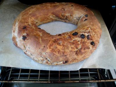 Couronne aux châtaignes, noix et raisins secs - 11.2
