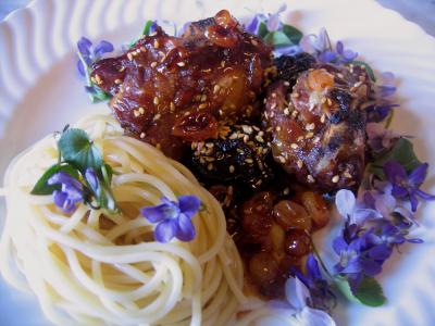 Recette Agneau aux violettes et aux graines de sésame