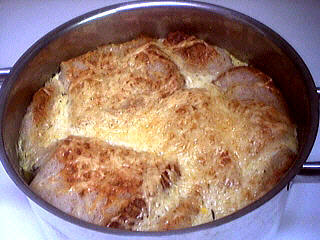 Soupes & potages : Récipient contenant l'Aïgo boulido gratiné