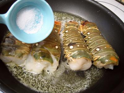 Asperges et queues de langoustes au whisky - 9.3