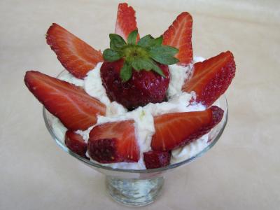 Bananes et fraises chantilly - 9.2