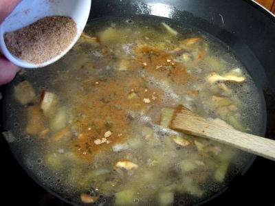 Amuse-bouche de crème de cèpes et fenouil - 6.2