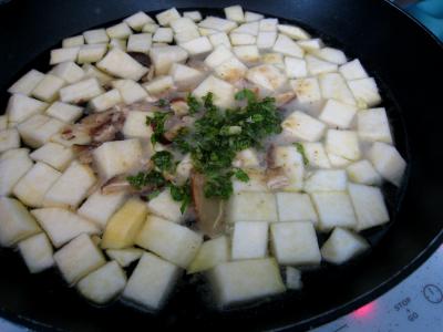 Potage chinois aux boulettes de poulet - 7.4