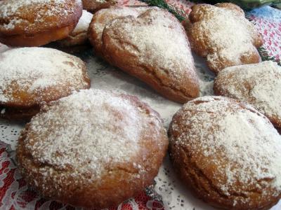 Beignets fourrés à la confiture
