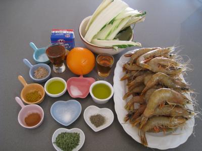 Ingrédients pour la recette : Crevettes à l'anis et sauce à l'orange