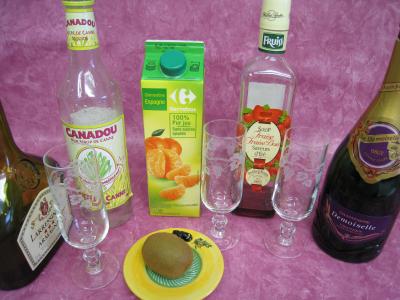 Ingrédients pour la recette : Cocktail de Pâques au Champagne
