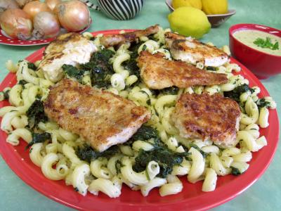 Poissons : Assiette de colin et espadon avec sauce aux fines herbes