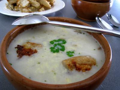 Soupe de poulet-pécorino à l'italienne