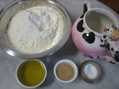 Ingrédients pour la recette : Pains cornettis italiens