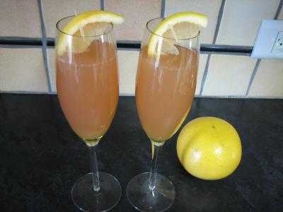 vin rosé : Flûtes de kir au pomelo