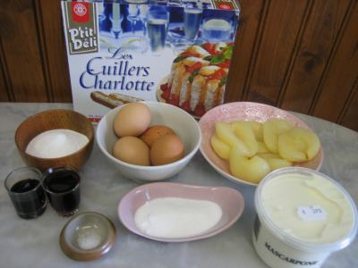 Ingrédients pour la recette : Mascarpone ou tiramisu aux poires