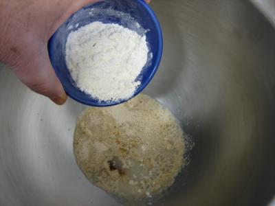 Pain aux raisins et aux pistaches - 1.4