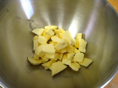 Quatre-quarts aux abricots et aux cerises - 6.1