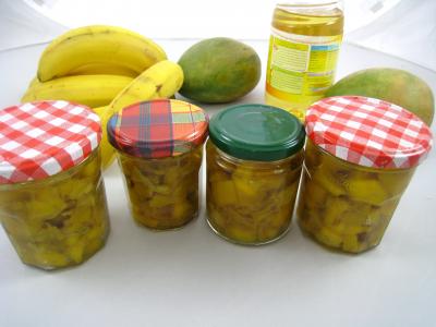 Cuisine mauricienne : Bocaux d'achards aux mangues à la mauricienne