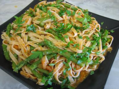 Tagliatelles aux asperges - 10.2
