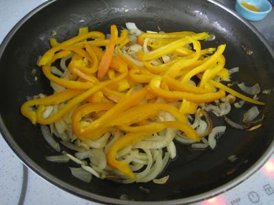 Sauté d'asperges aux oignons et poivron - 6.2