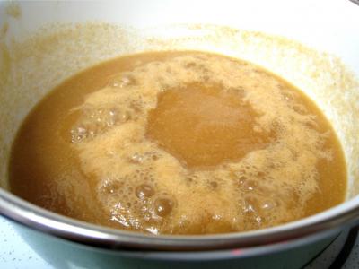 Tarte pascale au café et son coulis de poires - 9.3