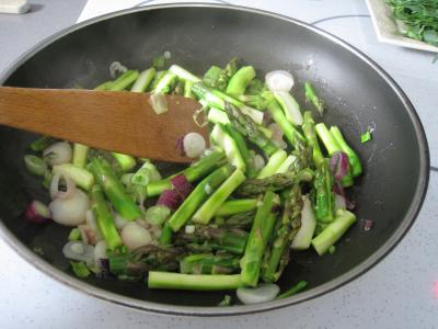 Sauté d'asperges, de chou et d'ognasses - 5.4