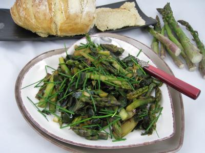 Recette Sauté d'asperges, de chou et d'ognasses