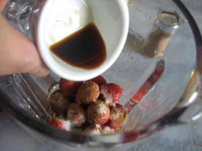 Mousse aux fraises et aux myrtilles - 3.1