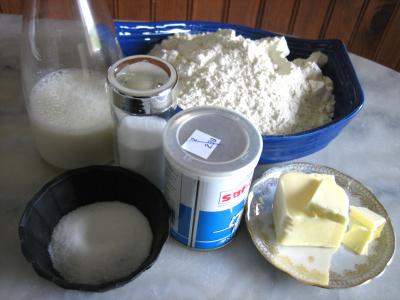 Ingrédients pour la recette : Baguettes viennoises au poolish