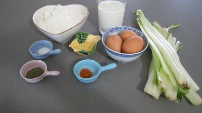 Ingrédients pour la recette : Beignets de cardes de bettes