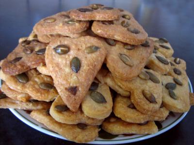Recette Assiette apéritive de biscuits au Cantal