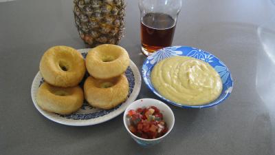 Ingrédients pour la recette : Baba à l'ananas