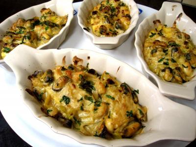 Fromages : Cassolettes de moules et polenta au boursin