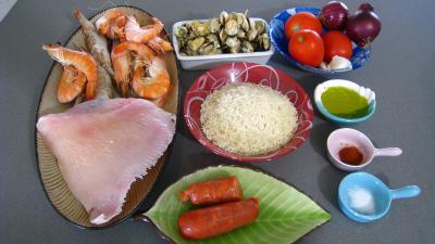 Ingrédients pour la recette : Riz, crevettes, moules et raie à la portugaise