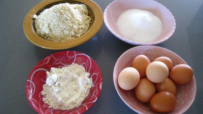 Ingrédients pour la recette : Pain de l'o' à la portugaise (Pao de lo') 