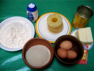Ingrédients pour la recette : Cake à l'ananas