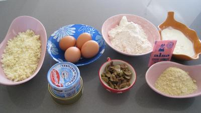 Ingrédients pour la recette : Cake au thon