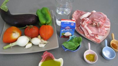 Ingrédients pour la recette : Côtes de porc aux légumes
