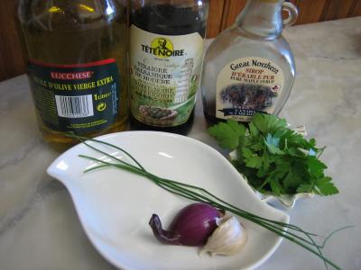 Ingrédients pour la recette : Vinaigrette au sirop d'érable