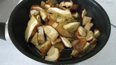 Cassolette aux oignons et aux cèpes - 5.1