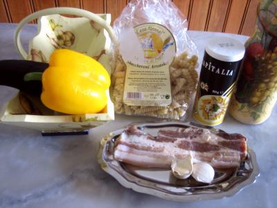 Ingrédients pour la recette : Maccheroni au parmesan