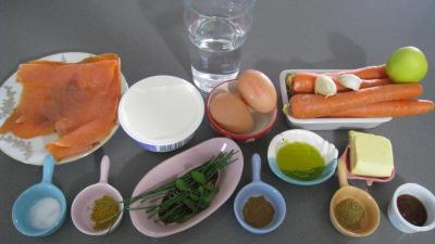 Ingrédients pour la recette : Verrines de mascarpone à la truite fumée