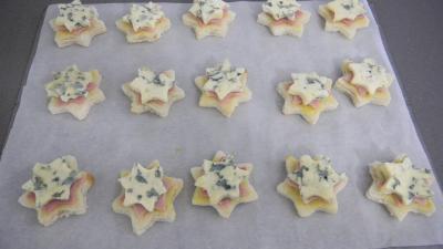 Canapés au jambon et à la fourme d'Ambert - 4.1