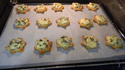 Canapés au jambon et à la fourme d'Ambert - 4.3