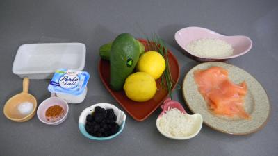 Ingrédients pour la recette : Guacamole à la truite fumée