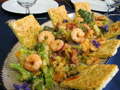 Image : recette Crevettes au lait de coco et sa polenta