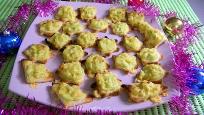 Cuisson au grill : Assiette de canapés aux choux de Bruxelles