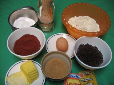 Ingrédients pour la recette : Cookies au chocolat et pépites