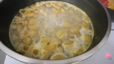 Lieu noir sauté aux pâtes et aux légumes - 8.3